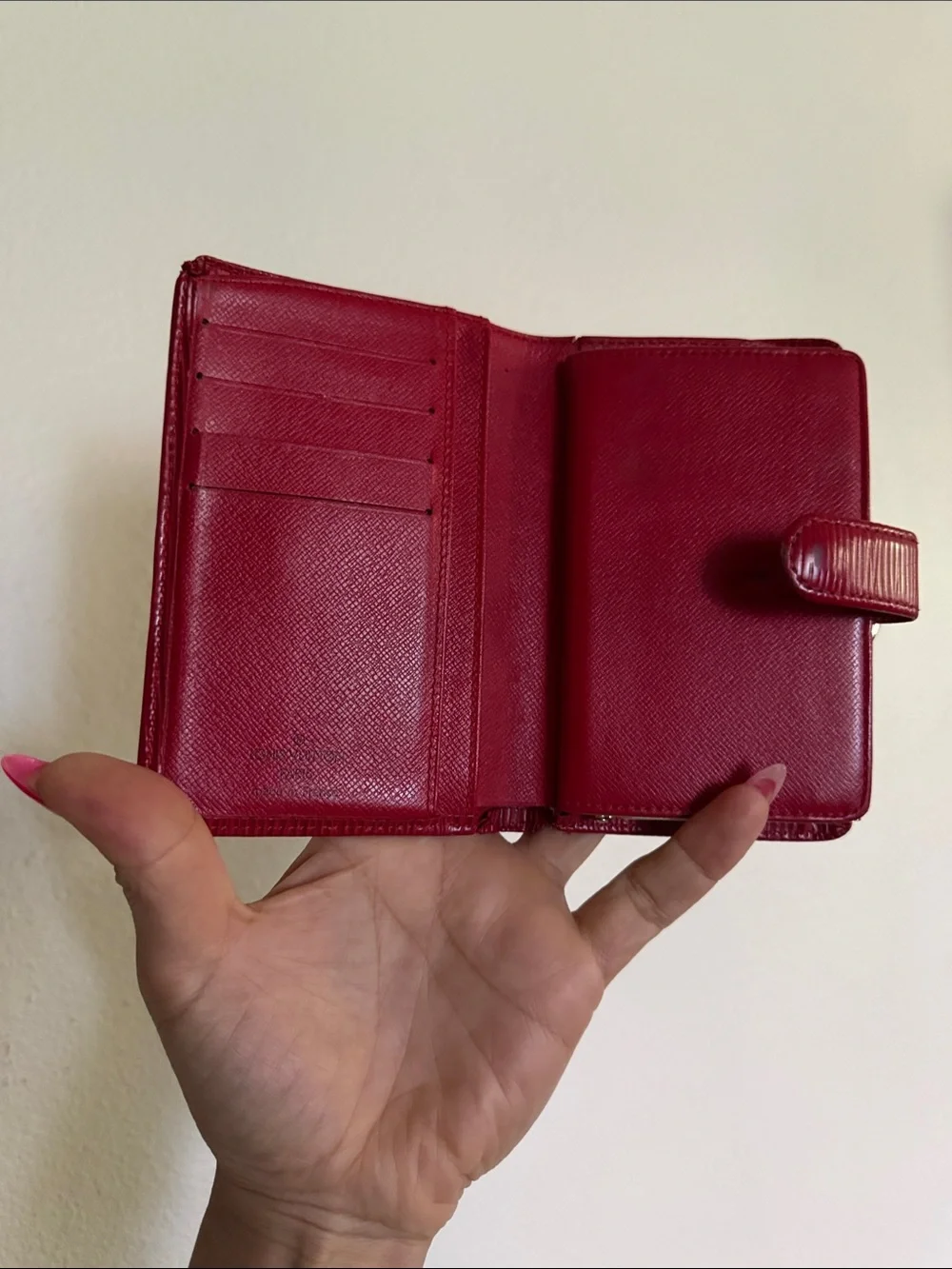 Louis Vuitton Red Epi Porte monnaie billets viennois kiss lock Wallet